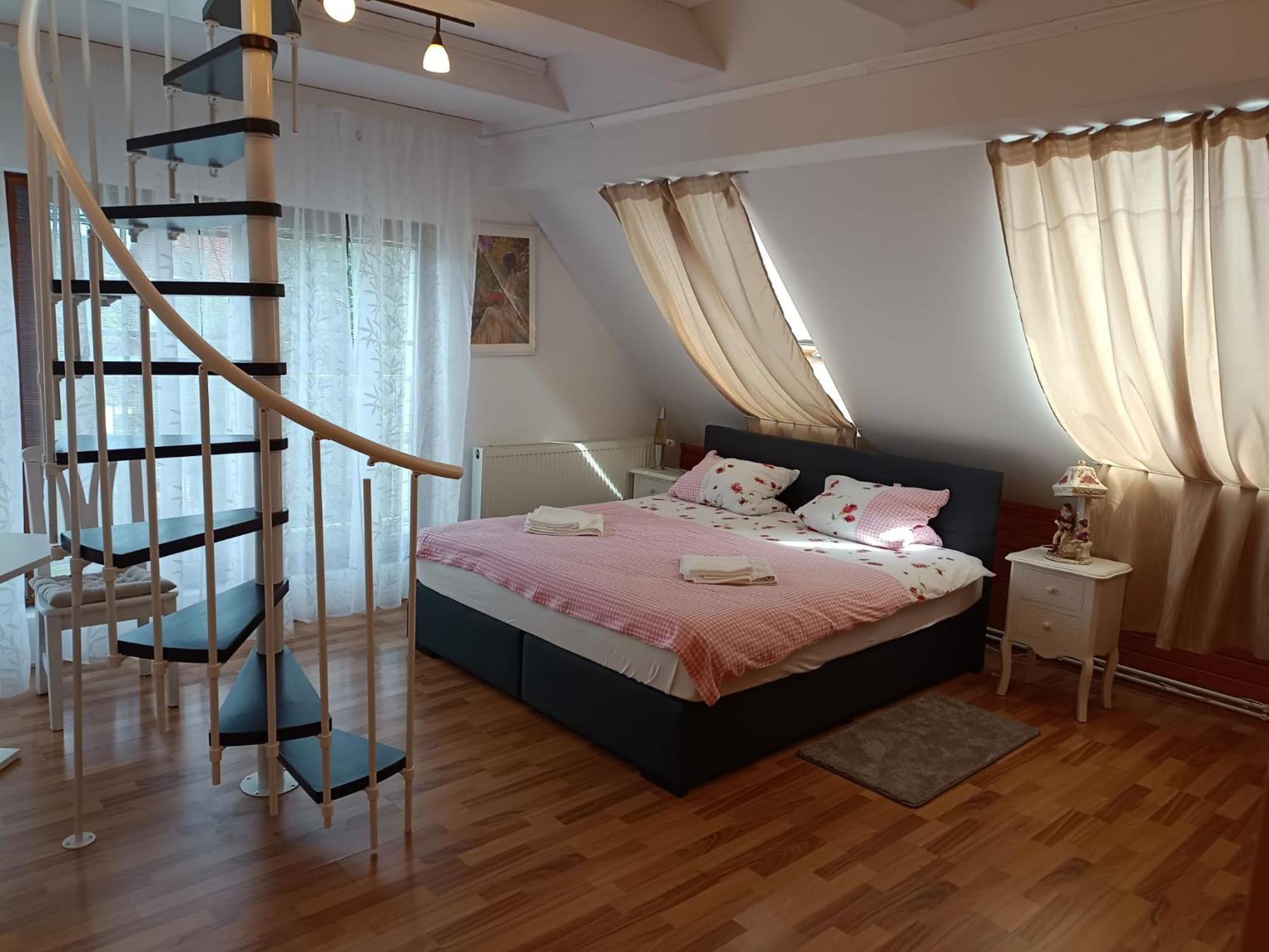 Pension Donaublick Grein 2 In Stifterstrasse19. المظهر الخارجي الصورة